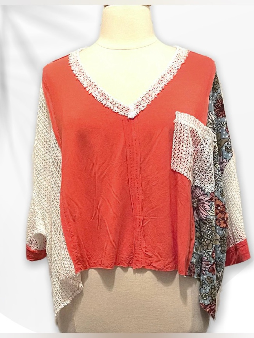 POL Oversized Mixed Media Top L- 2X